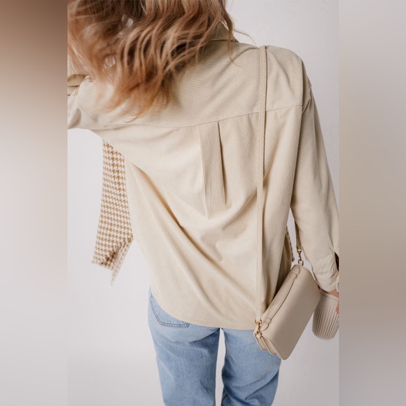 Hazel- corduroy patchwork flap pocket shacket - Picture 4 of 4